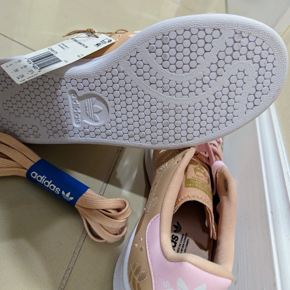 💯💯 New Stan Smith Adidas Blush pink size 6 - Picture 8 of 9